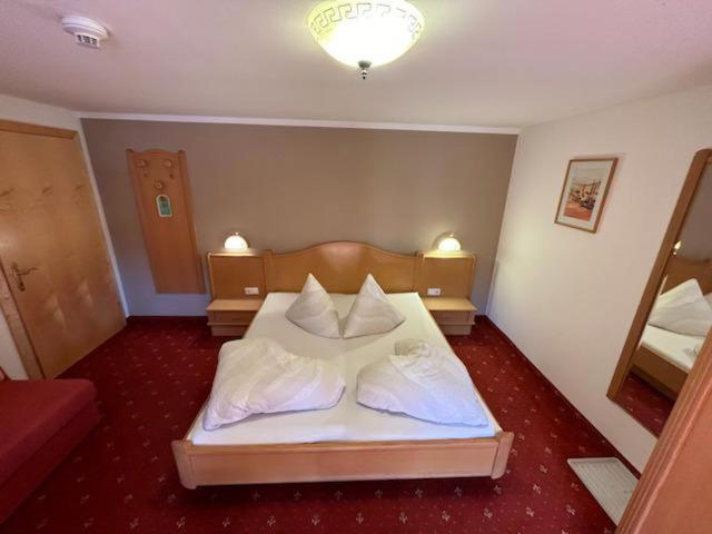 Pension Edelweiss Breitenbach am Inn Экстерьер фото