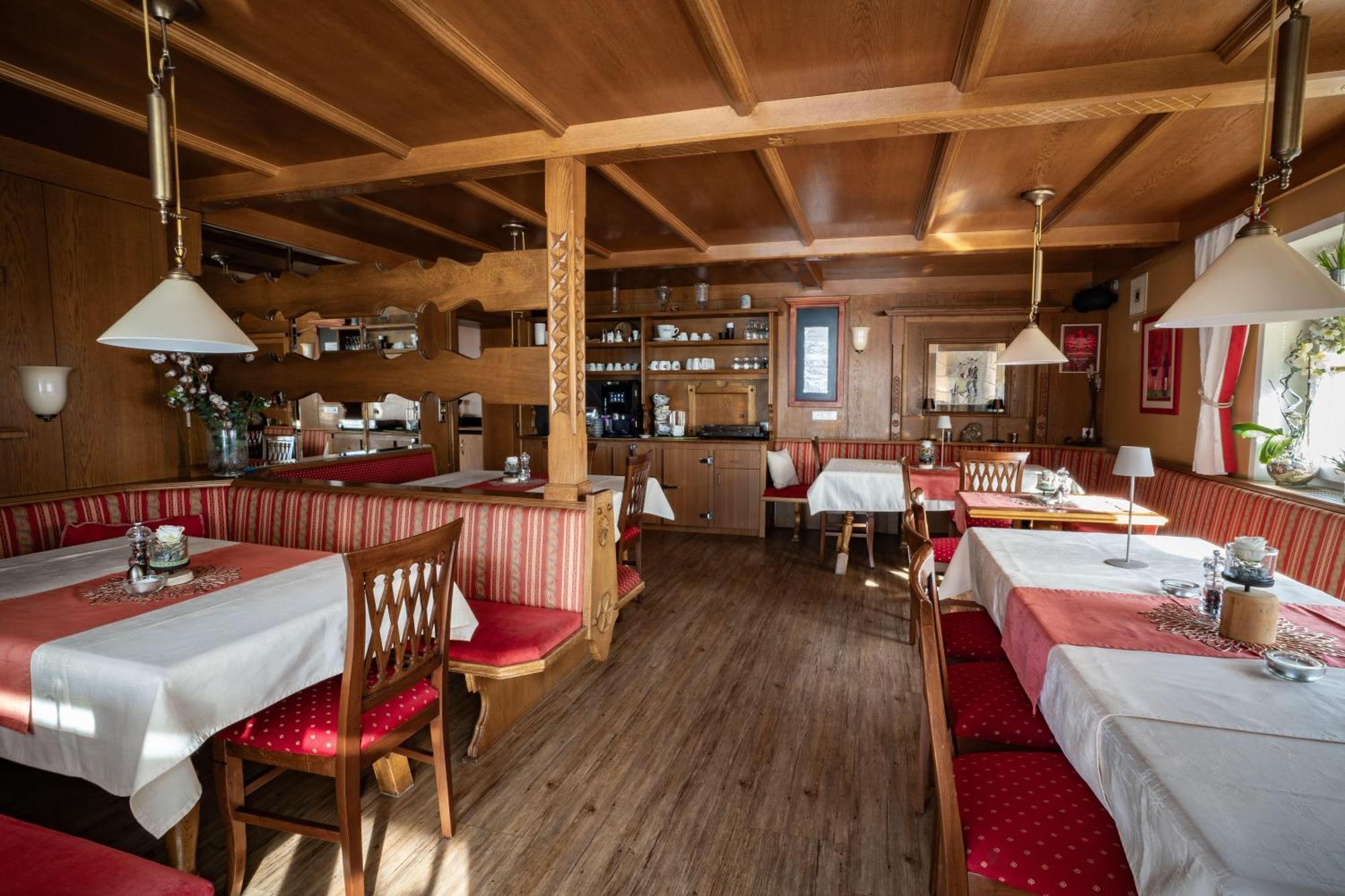 Pension Edelweiss Breitenbach am Inn Экстерьер фото